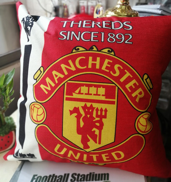 Gối ôm Manchester United 2 mặt